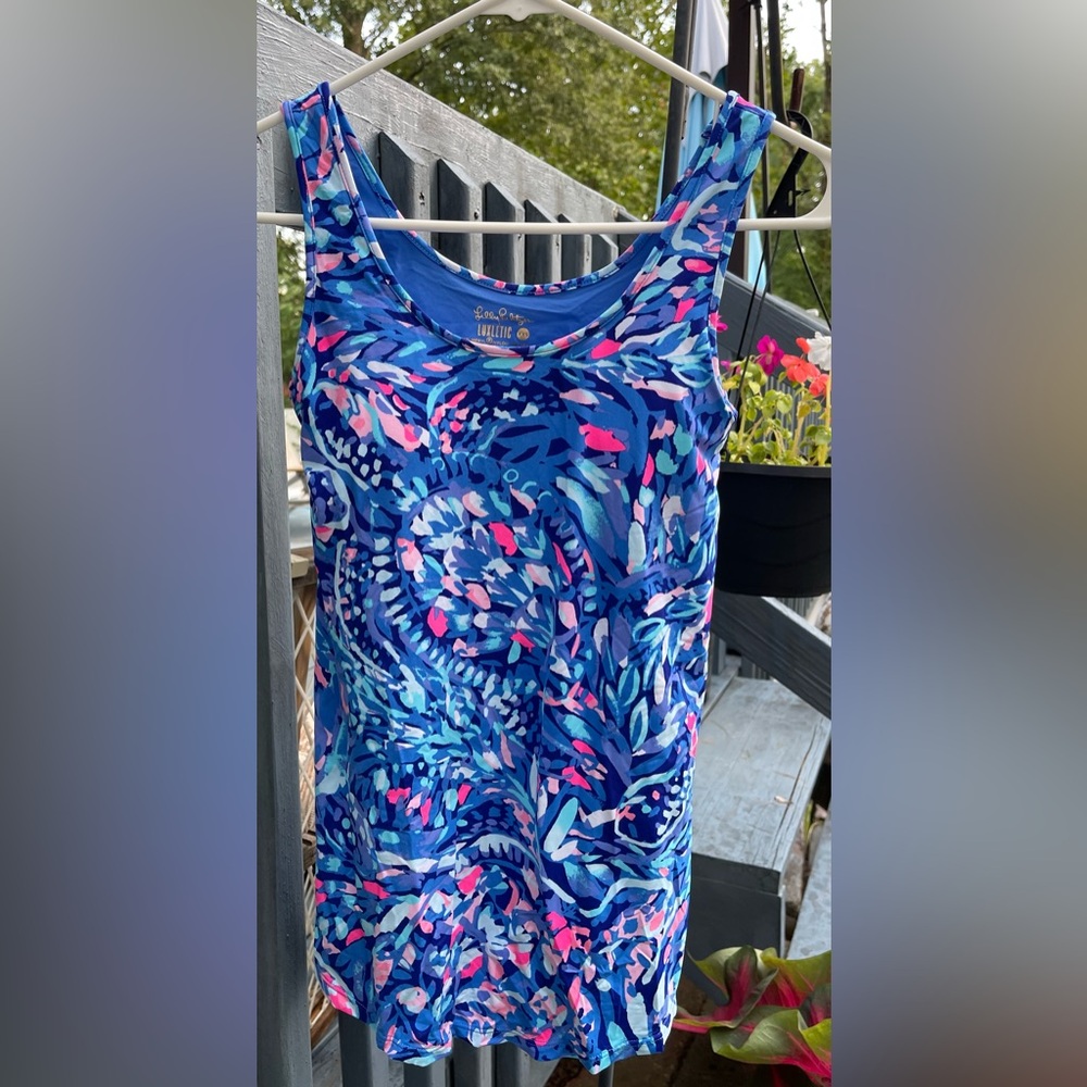 NWOT Lilly Pulitzer LUXLETIC SUNRAY BRA TANK TOP size XXS, vibrant purple & pink